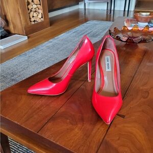 Steve Madden Protoo Red Leather Stilettos 9.5
